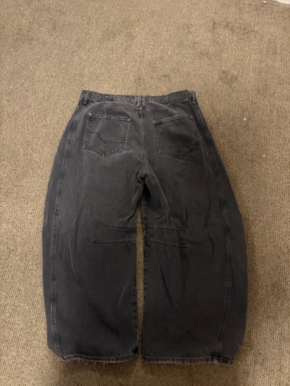 Free People Barrel Jeans, size 31 - Picture 2 of 4